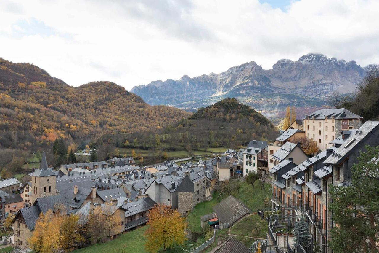 Panoramica Del Valle I By Bevalle *